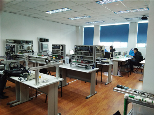 为何愈来愈多的人报名参加plc编程培训